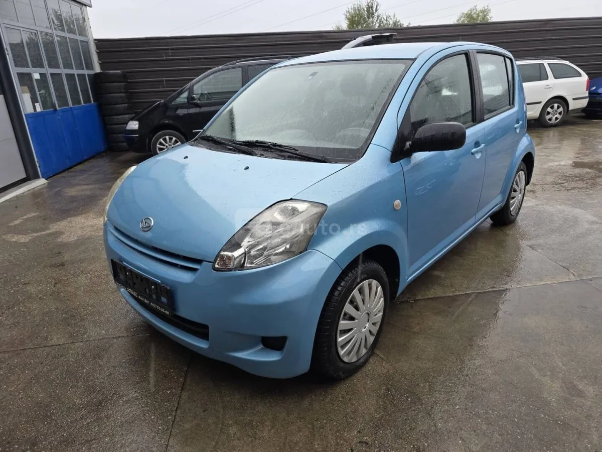 Daihatsu Sirion — polovni automobil