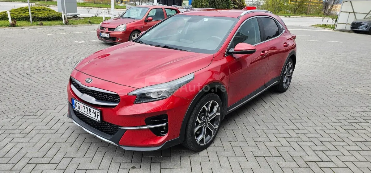 Kia XCeed — polovni automobil