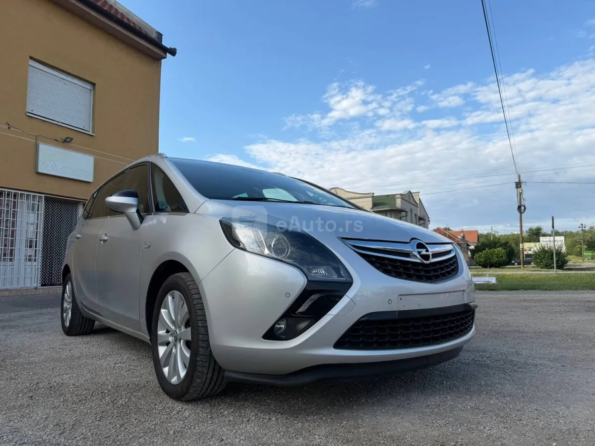 Opel Zafira — polovni automobil