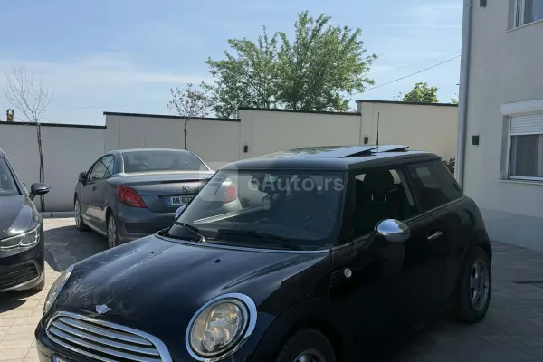 Mini Cooper — polovni automobil